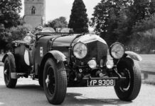 Chester Carlson Invents Machine To Copy Documents